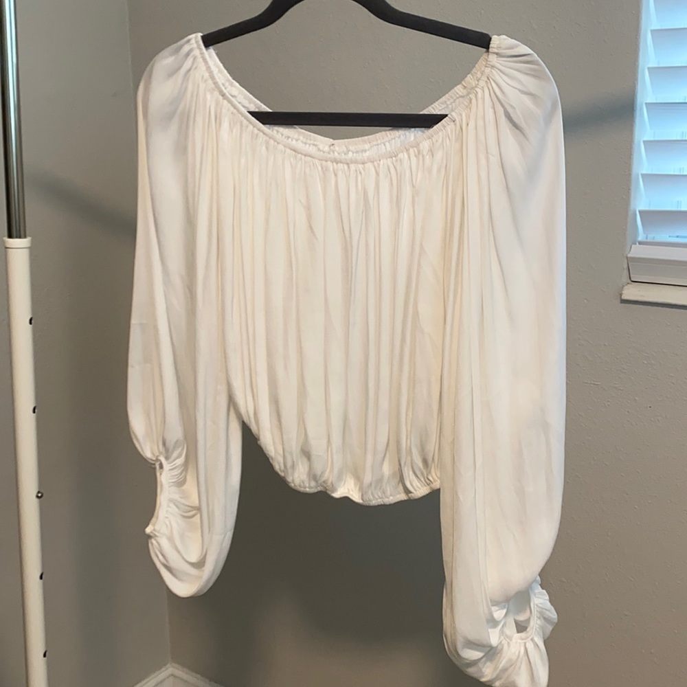 puff sleeve crop top